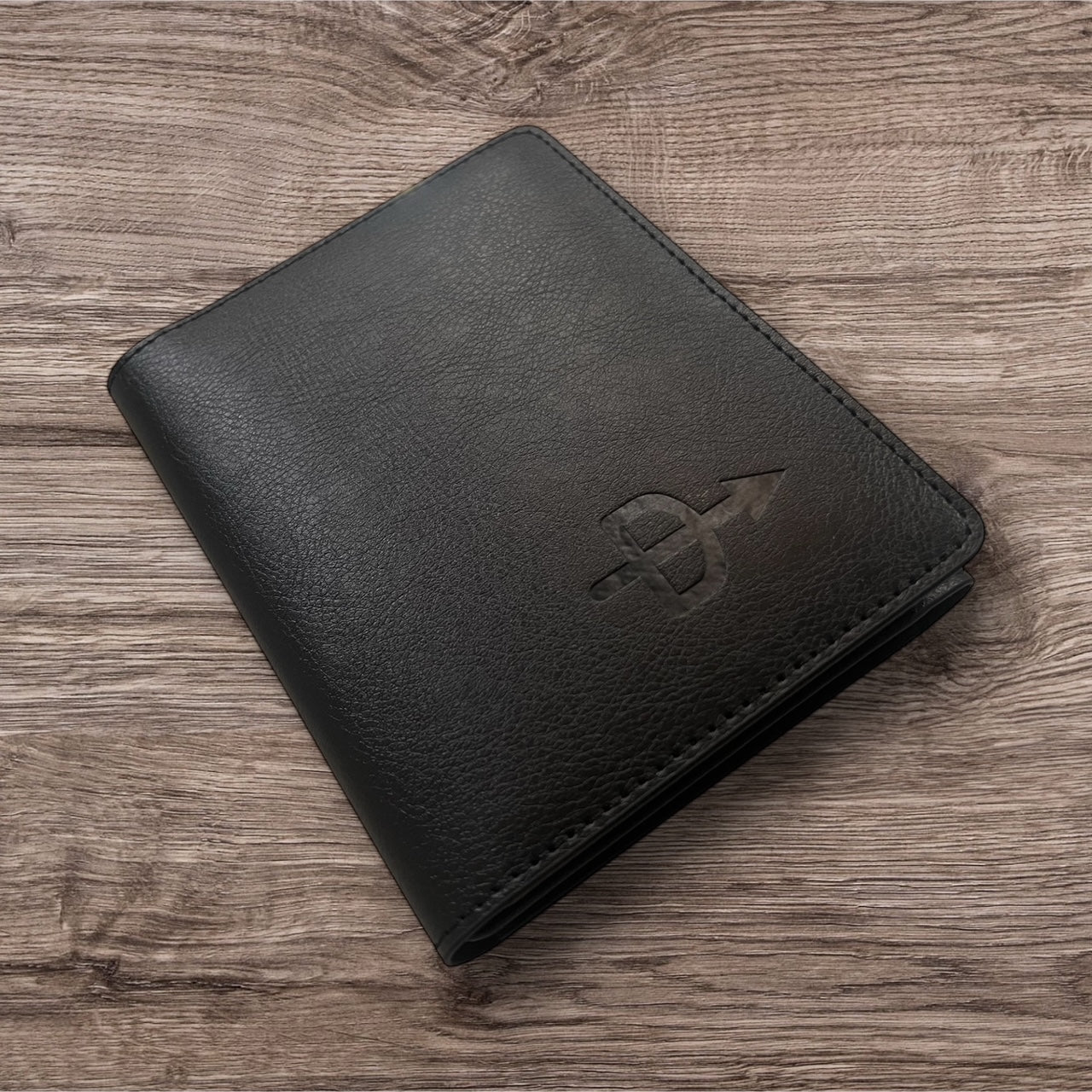Ðirect-To Pilot Wallet with Designated Slots for License, Passport, Medical Certificate, Black PU-Leather