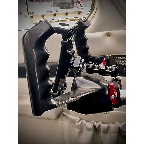 Aviator+ Cockpit Yoke Mount and Suction Cup Set | Multi-Device Holder