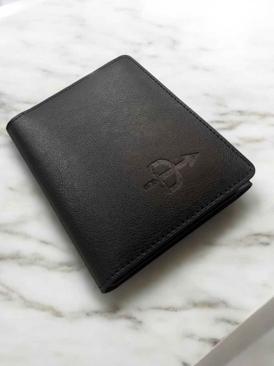 Ðirect-To Pilot Wallet with Designated Slots for License, Passport, Medical Certificate, Black PU-Leather