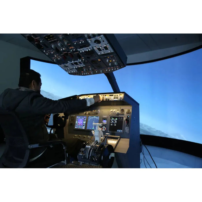 737-800 Flight Simulator Cockpit for Aspiring Pilots